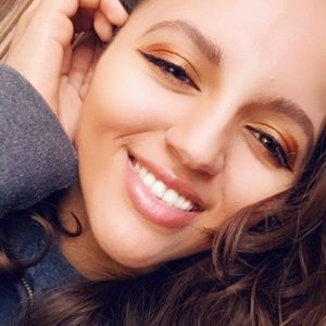 Meet your Posher, Neecole